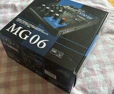 Yamaha MG06 Analogue Mixer, Like New, Original Box & Power Supply
