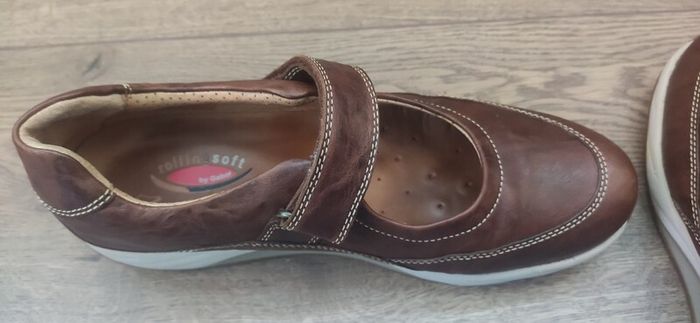 Rolling soft by Gabor leather shoes size 6
