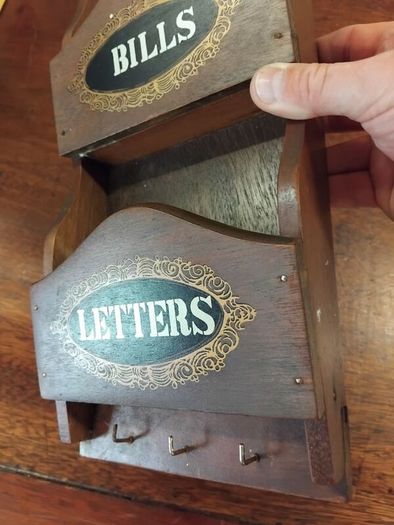 Letter and Key Holder