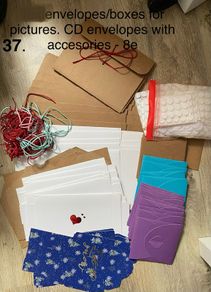 Envelopes for people crures and CD
