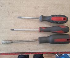 3 screwdrivers