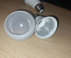 Stash Light Bulb for hiding Valuables set of 2