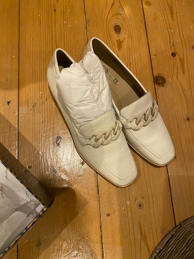 Beautiful CARL SCARPA Shoes for sale
