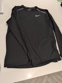 Nike running medium