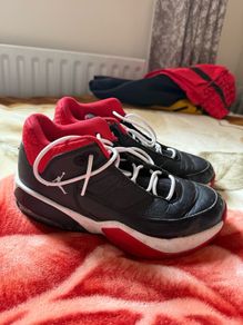 Excellent condition Jordan's size 8 uk