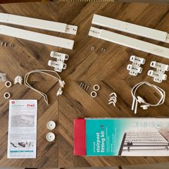 2x No-screw Fred Safety Universal Stair Post Fitting Kit