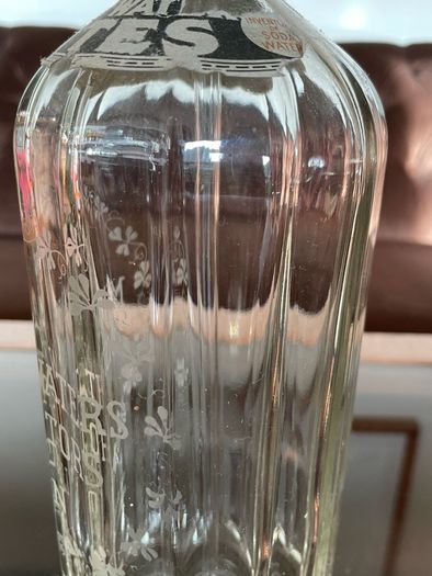 Rare Vintage Thwaites Soda Water Mineral Waters Distributors Ltd Dublin Syphon Bottle