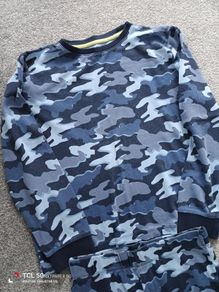 boy's pjs .age 10/11