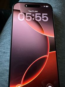 iphone 16 pro