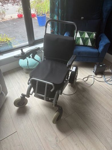 Electric Wheelchair