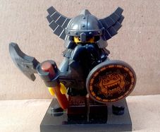 Lego CMF Series 5 COL05-12: Evil Dwarf (2011) Price Includes P&P