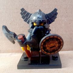 Lego CMF Series 5 COL05-12: Evil Dwarf (2011) Price Includes P&P