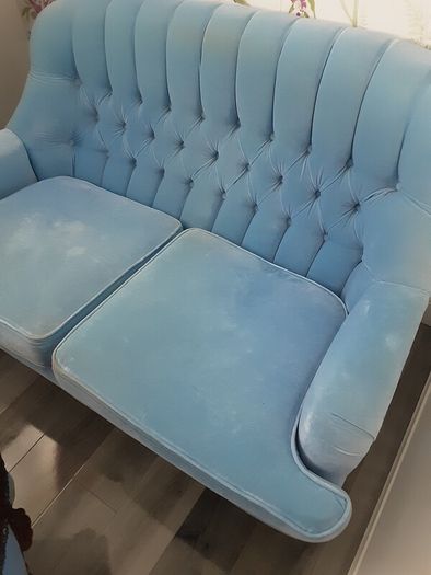 Blue velvet Dutch buttoned sofa immaculate condition