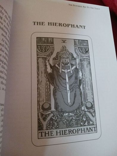 The Pictorial Key to the Tarot / Arthur Edward Waite / 2007