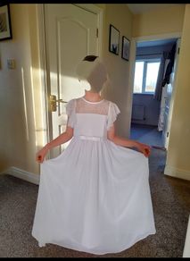 special occasion dress Age: 8-9/10 yrs old