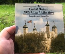 Royal Mint BU 1983 Year Set In Original Folder