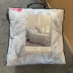 brand new bed spread