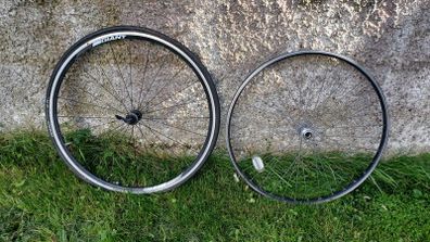 Racing bike wheels, back and front