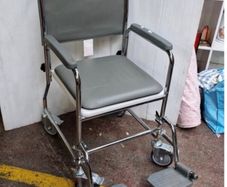 commode