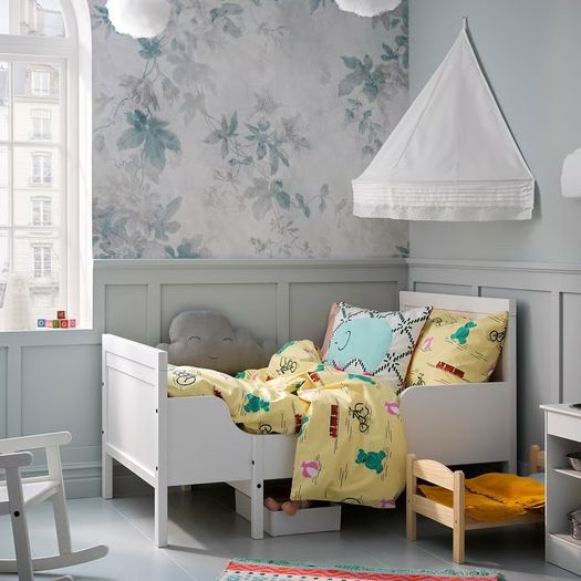 Extending kids bed
