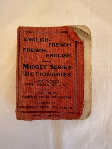 Vintage Midget series English / French dictionary 1933 edition  World war 2 pocket vest solider resource translator dictionary