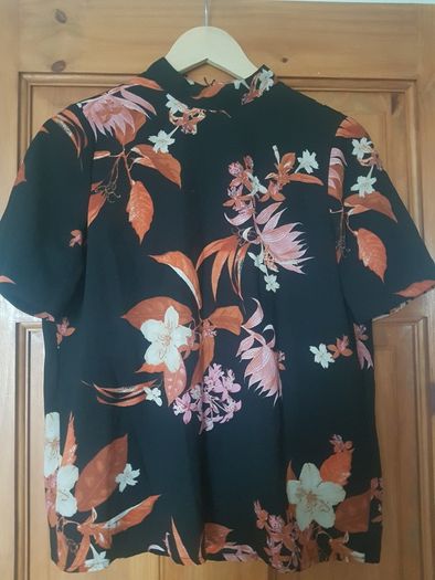 Ladies tops