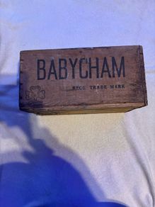 Babycham crate