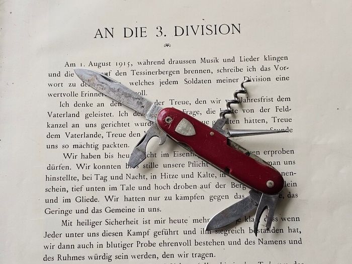 WW2 era Wengerinox Officier Knife Swiss Army Knife Collectable 1940s for Upcycling