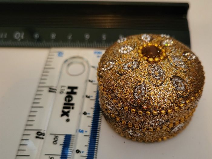 Trinket box