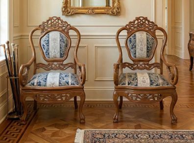 Pair of oriental style chairs