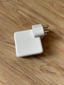 Apple 61W USB-C Power Adapter (A1718)