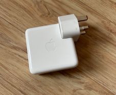 Apple 61W USB-C Power Adapter (A1718)