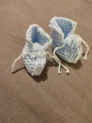 Knitted clothing