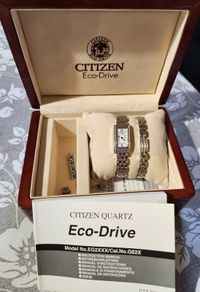 Citizen Eco Drive Ladies Watch with matching bracelet - EG2XXX