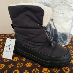 South Beach Padded Mini Boot with Toggle