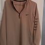Girls nike top size L Image 4