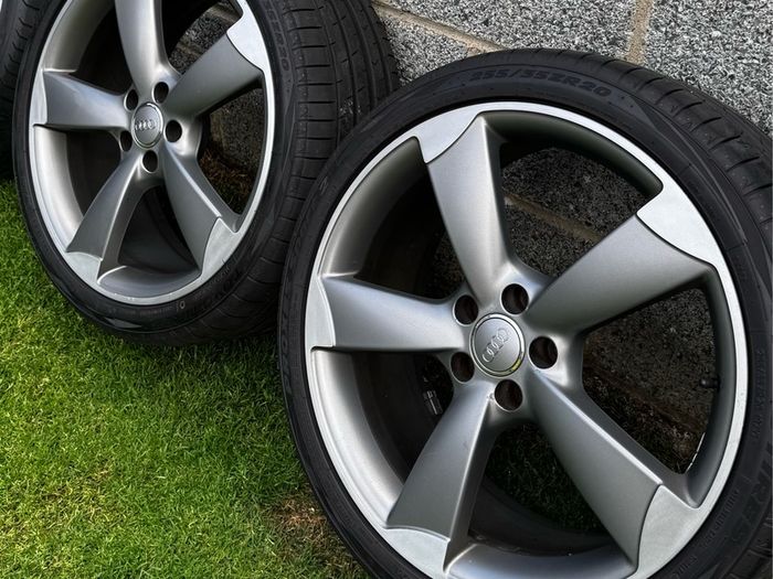 20" Genuine Audi TTRS Alloys