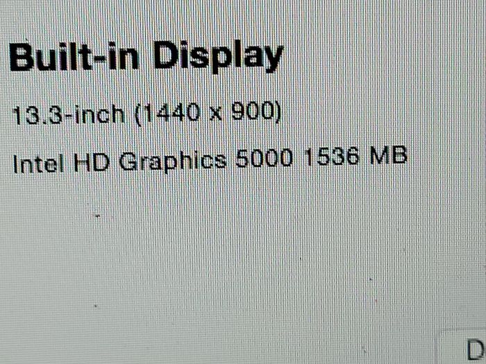 Apple MacBook Air, Intel Core i5, 1.4GHz, 4GB Ram DDR3, 121GB SSD, 13.3 inch screen, in excellent condition