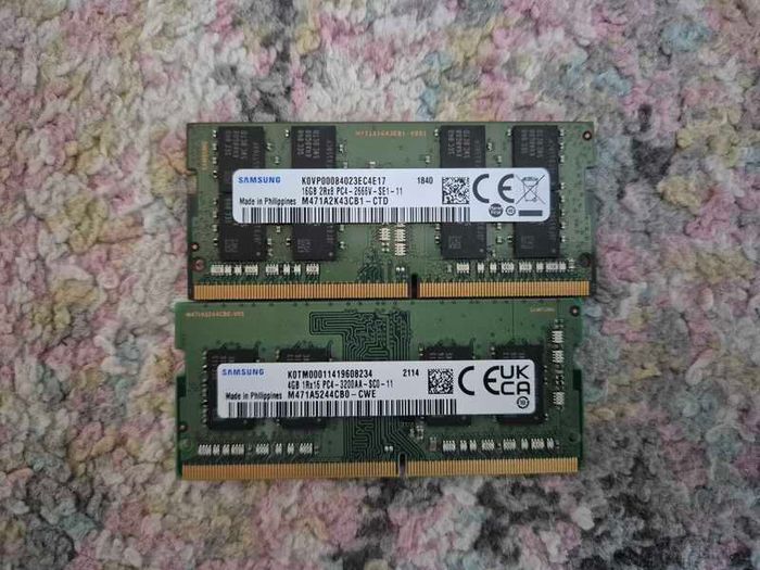 4x 16GB RAM PC4 Samsung laptop memory