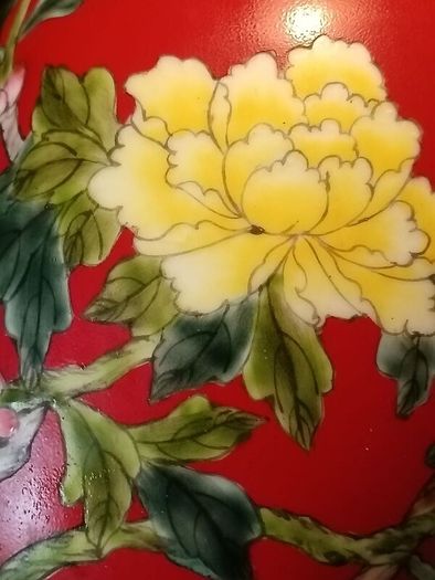 8" Pair of Shende Tang Hand painted Chinese Vintage Vases