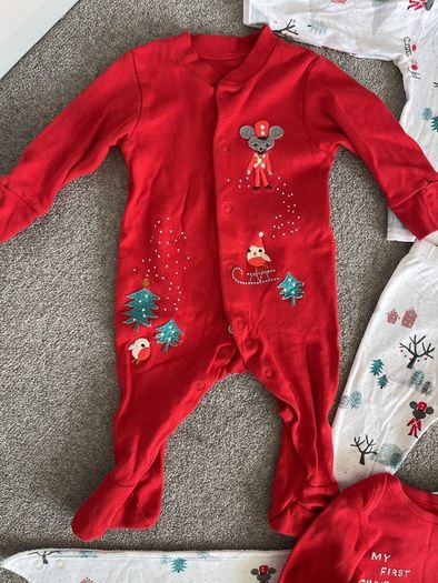 Brand new - Christmas unisex outfit bundle 3-6 months (2 sleepsuits, 2 tops, 2 bottoms, 1 vest and 2 bibs)