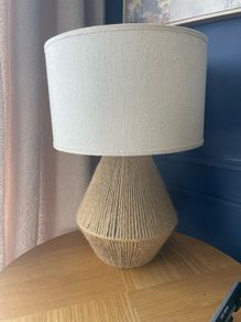 Table lamp