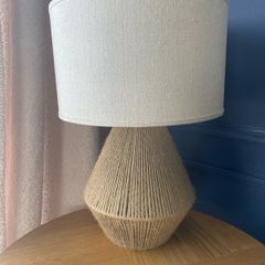 Table lamp