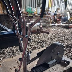 Reebok Cross Trainer Elliptical Exercise Machine