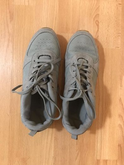 Runners size 6