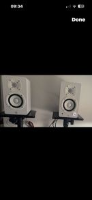 Yamaha HS3 Powered Studio Monitors - White
