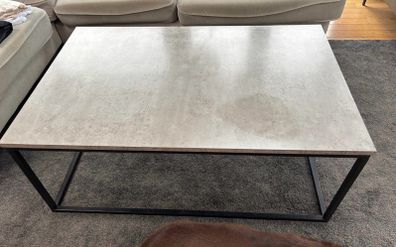 2 coffee tables