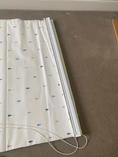 Roman Blind with teardrop pattern