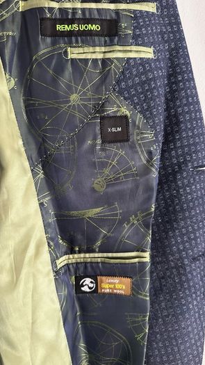 Mens Suit