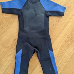 wetsuit